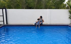 Pool Villa Sattahip White House